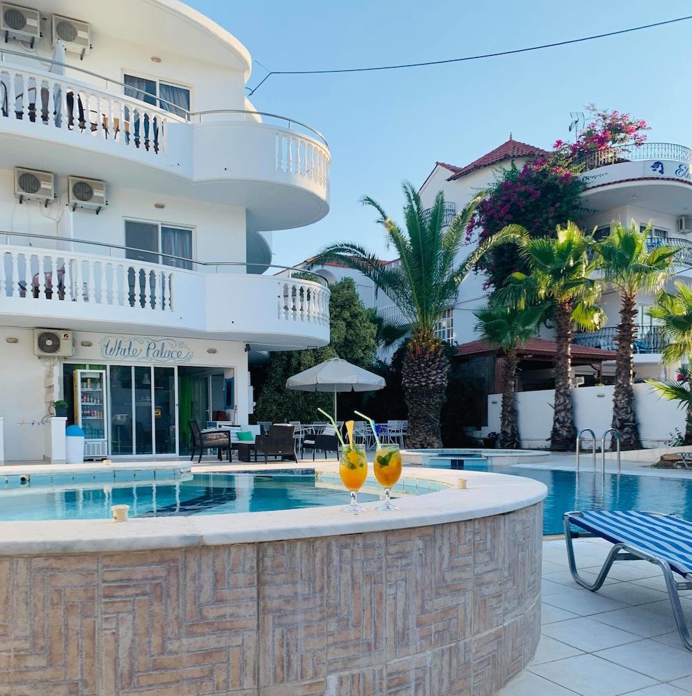 White Palace Studios Faliraki Exterior photo