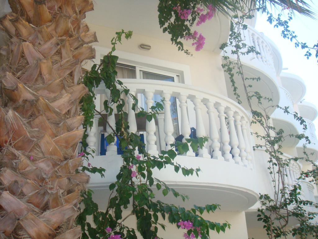 White Palace Studios Faliraki Exterior photo